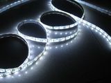 5m nalepovací vodotěsný LED pás - studená bílá