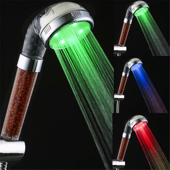 LED sprchová hlavice s filtrací vody
